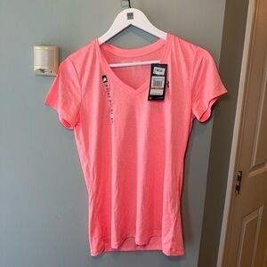 Under Armour Pink/Coral Top Size Small